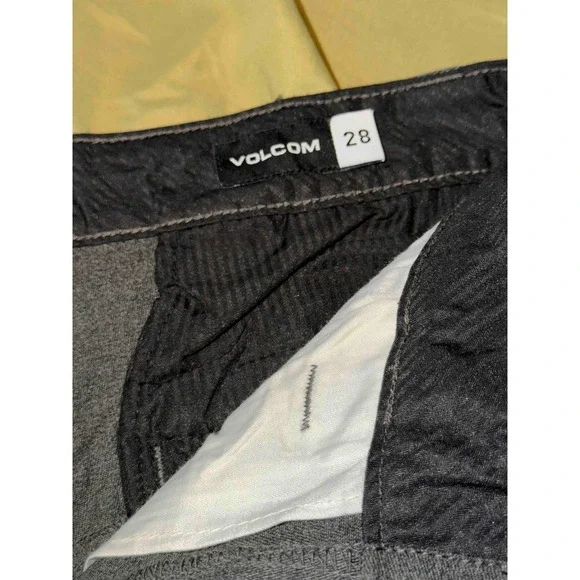 Volcom Mens Gray Vmonty Stretch Chino Shorts Flat Front Casual, Size 28, NWT - Picture 7 of 8